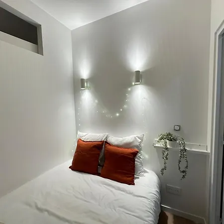New 403 Rose - Cosy Center